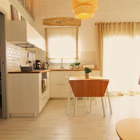 Mediterrani Vacaciones Perfectas Y Vistas Al Mar